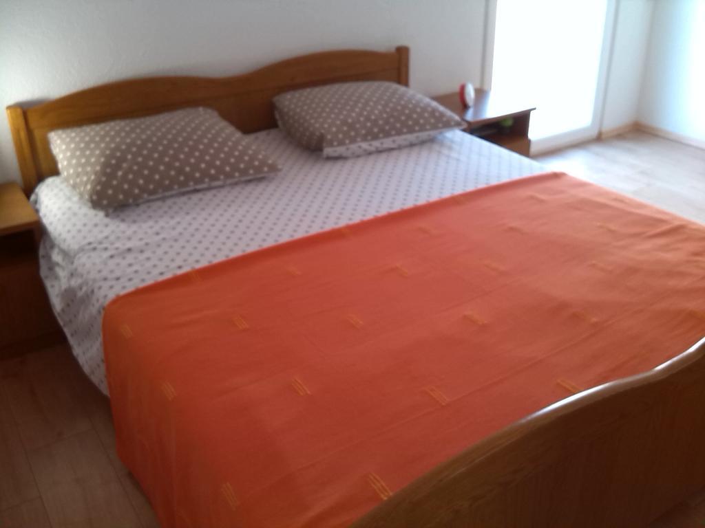 Apartments Batarilo Горни-Карин Номер фото